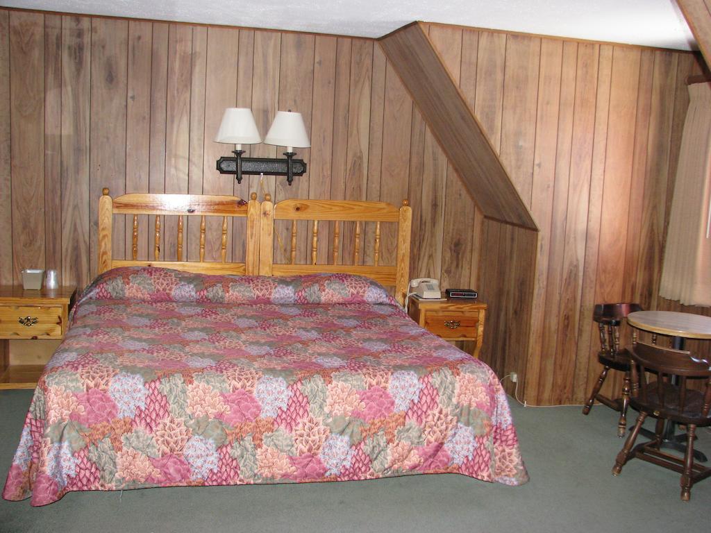Beaver Village Lodge Winter Park Room photo
